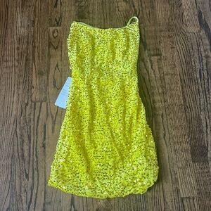 Yellow homecoming dress.Size 0